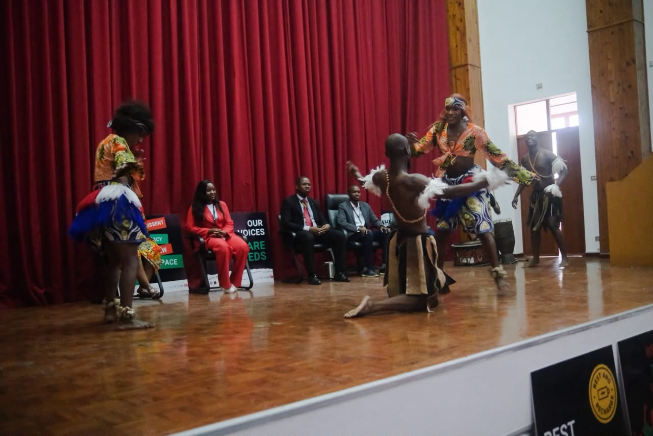 MAPUTO REÚNE PARTICIPANTES DE MAIS DE 20 PAÍSES PARA DEBATER GOVERNAÇÃO E BOAS PRÁTICAS